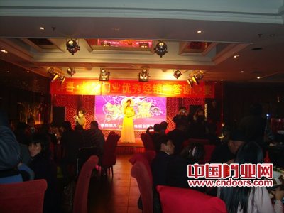 群喜門(mén)業(yè)盛裝亮相北京門(mén)博會(huì)，重金激勵(lì)開(kāi)啟渠道精耕新篇章